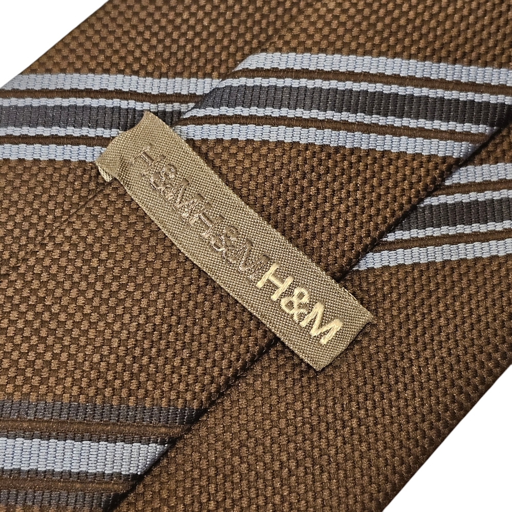 H&M TIE - Picture 8 of 10